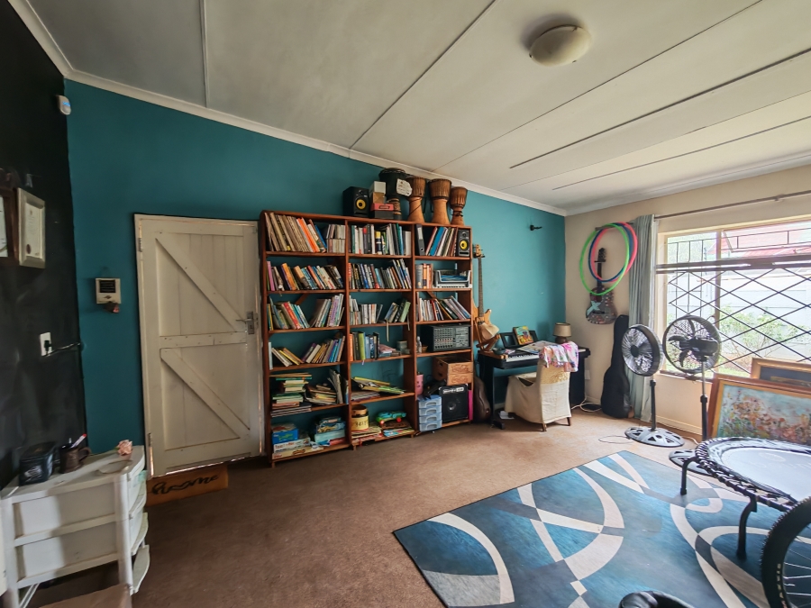 5 Bedroom Property for Sale in Potchefstroom North West